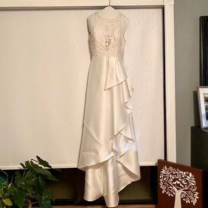 Adrianna Papell’s 2018 Wedding Dress
